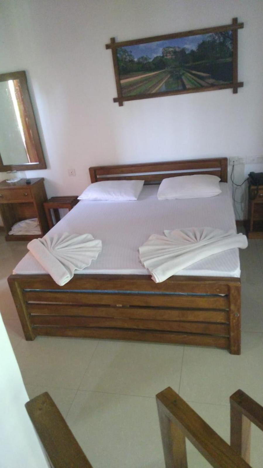 Anuradhapura Hotels Exterior foto